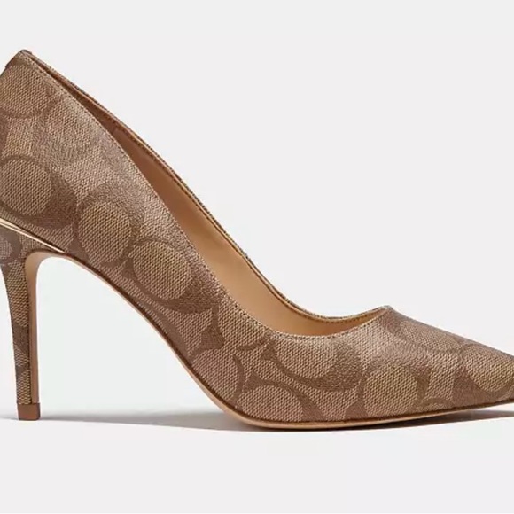 COACH Wiley Pump In Signature Canvas - Picture 3 of 3